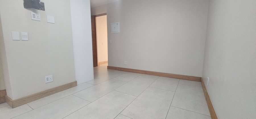 5 Bedroom Property for Sale in Paradise Beach Western Cape
